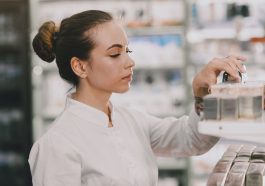 Apoteker Ini Temukan Cara Efektif Atasi Kekosongan Obat di Daerah